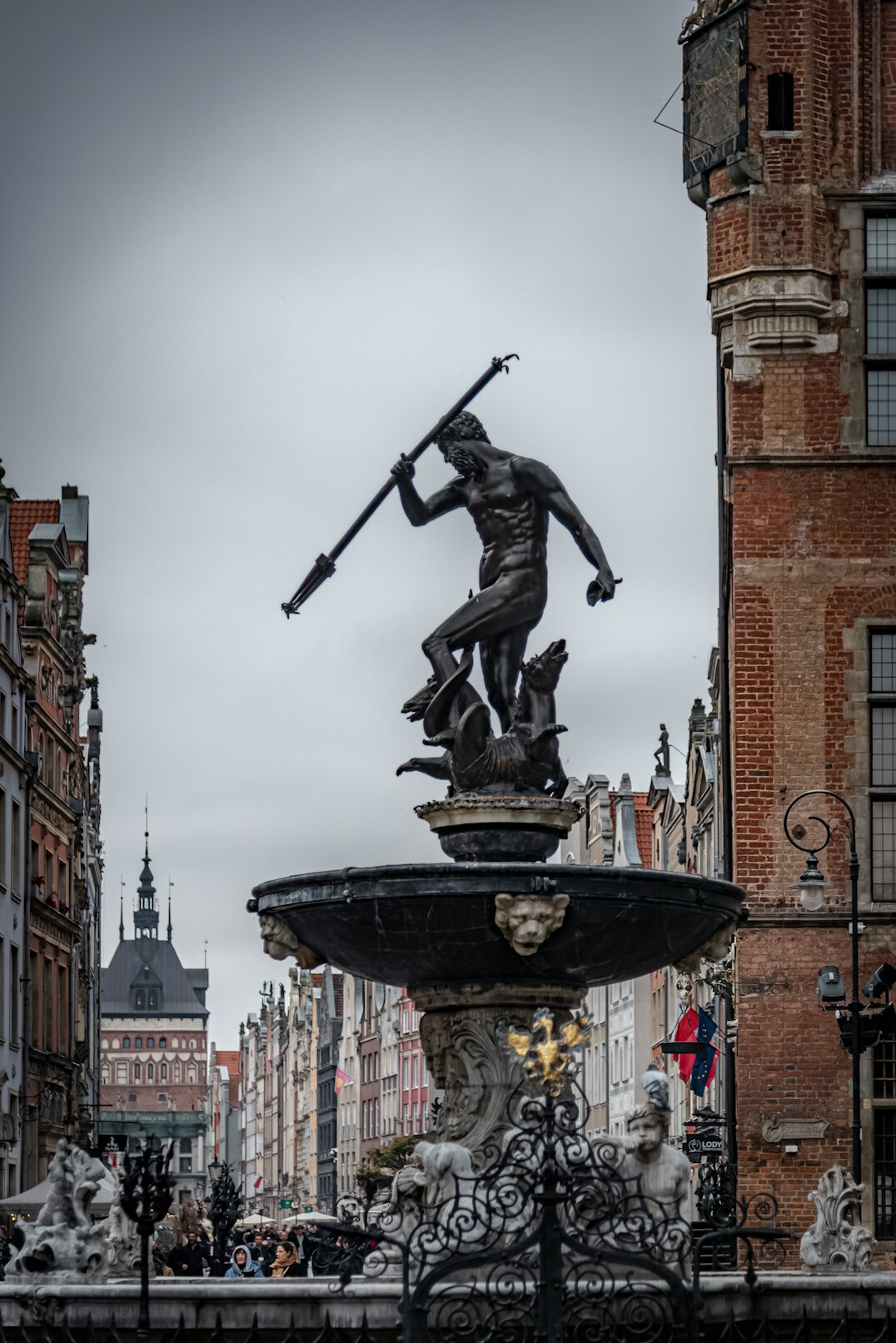 renaissance sculpture poland